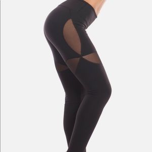 Kathyana Clover mesh leggings